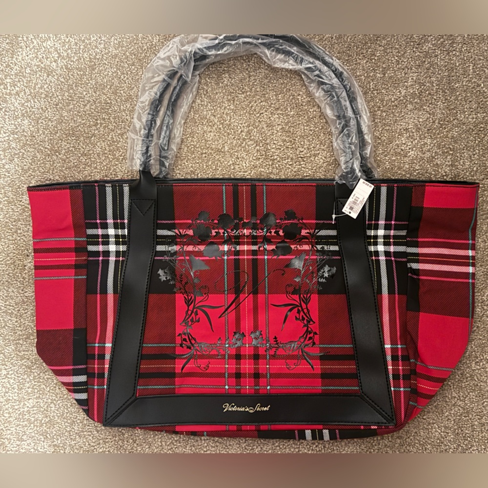 Victorias Secret Tote Bag- Limited Edition Holiday Shopping